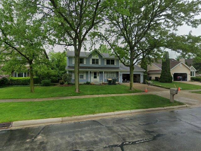 House image located at Carol Stream, IL 60188