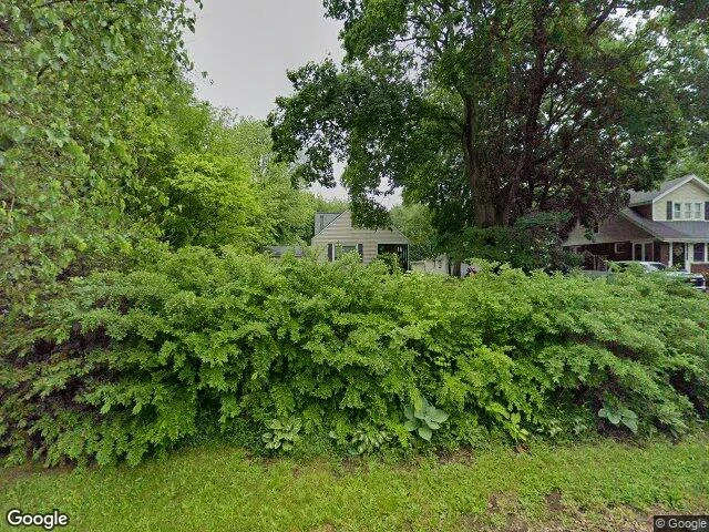 House image located at Akron, OH 44320