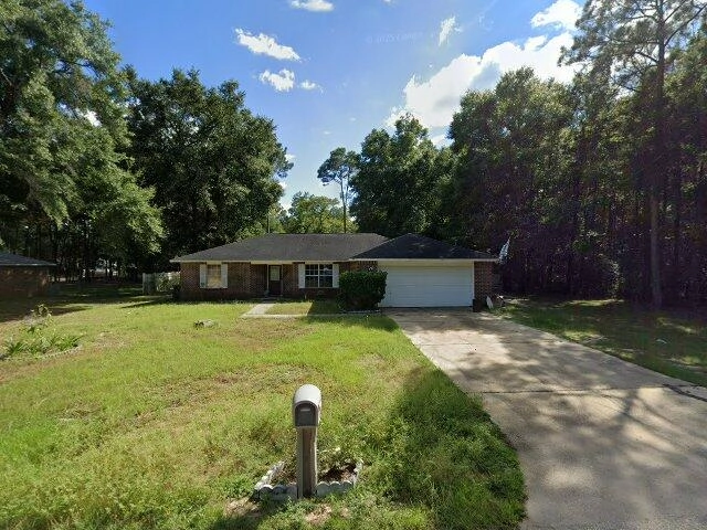 House image located at Milton, FL 32583