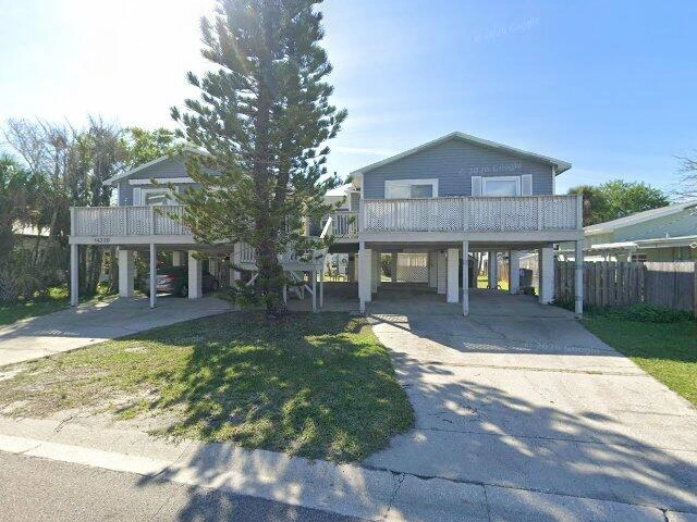 House image located at Saint Petersburg, FL 33708