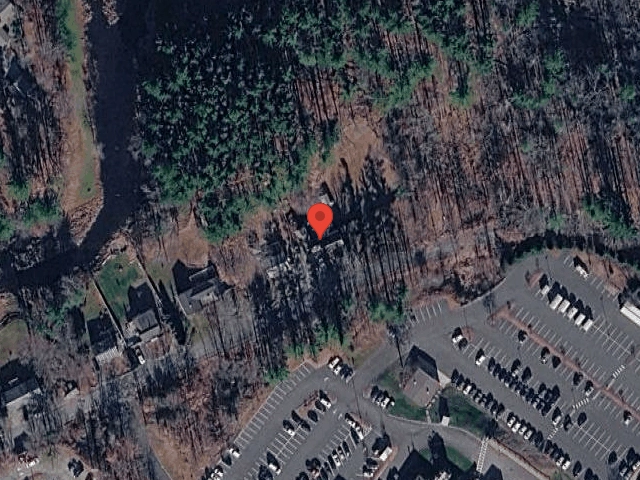 House image located at Derry, NH 03038