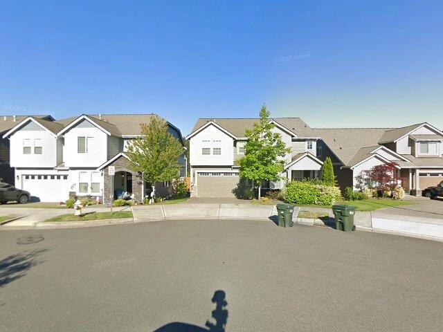House image located at Puyallup, WA 98374
