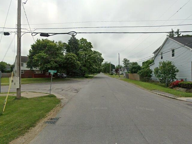 House image located at Poplar Grove, IL 61065