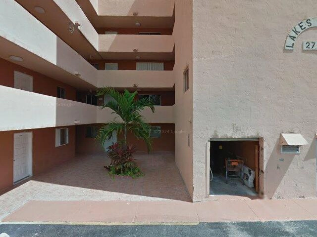 House image located at Hialeah, FL 33016