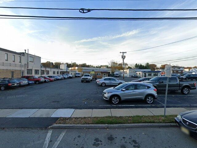 House image located at Holyoke, MA 01040