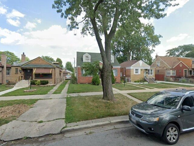 House image located at Chicago, IL 60643