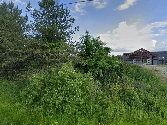 House image located at Waterford, WI 53185