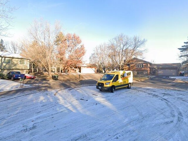 House image located at Champlin, MN 55316