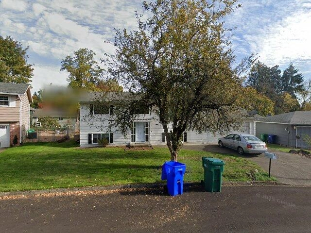 House image located at Portland, OR 97222