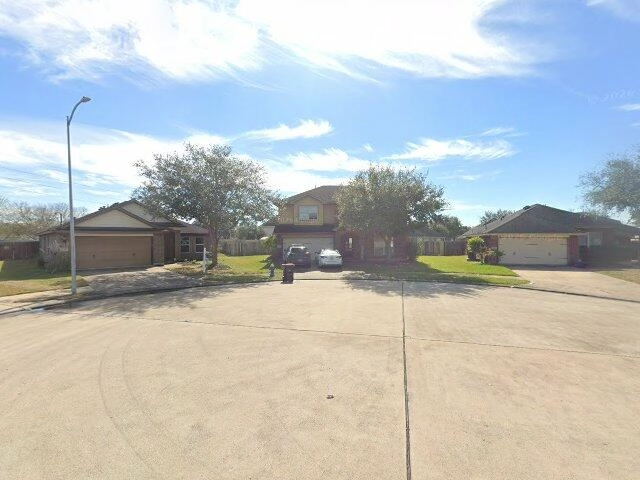 House image located at Fresno, TX 77545