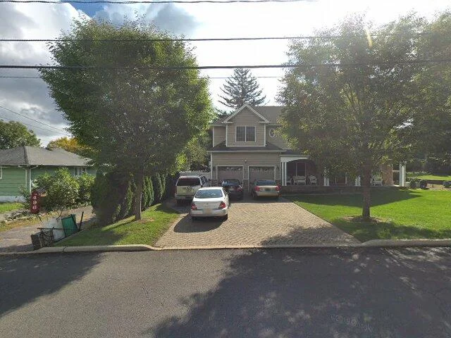 House image located at Paramus, NJ 07652