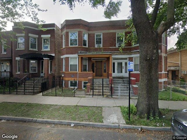 House image located at Chicago, IL 60609