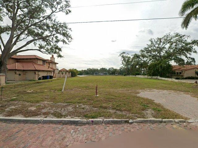 House image located at Saint Petersburg, FL 33704