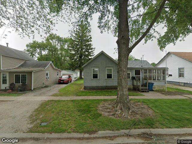 House image located at Pontiac, IL 61764