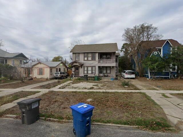 House image located at San Antonio, TX 78201