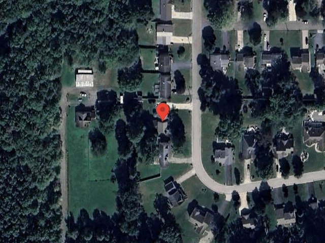 House image located at Hubbard, OH 44425