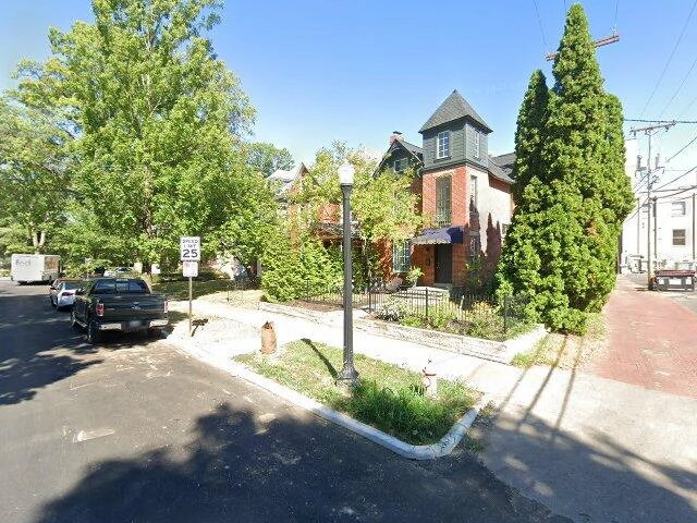 House image located at Hutchinson, KS 67501