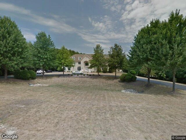 House image located at Barrington, IL 60010