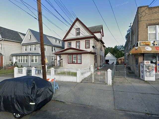 House image located at Jamaica, NY 11435
