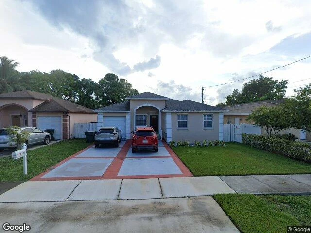 House image located at Hallandale, FL 33009
