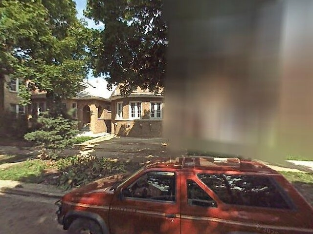 House image located at Chicago, IL 60659