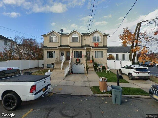 House image located at Staten Island, NY 10309