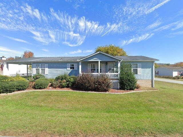 House image located at Hendersonville, NC 28739