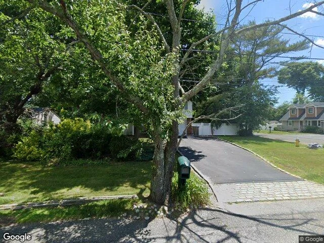 House image located at Oakdale, NY 11769