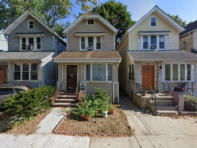 House image located at Woodhaven, NY 11421