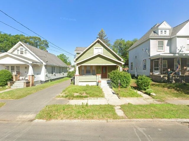 House image located at Schenectady, NY 12306