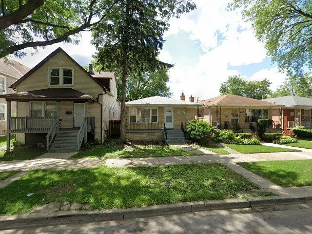 House image located at Chicago, IL 60643