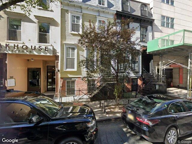 House image located at New York, NY 10022