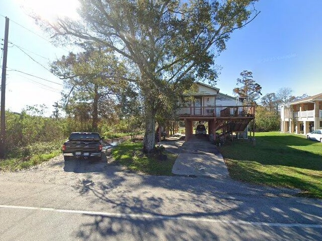 House image located at Barataria, LA 70036