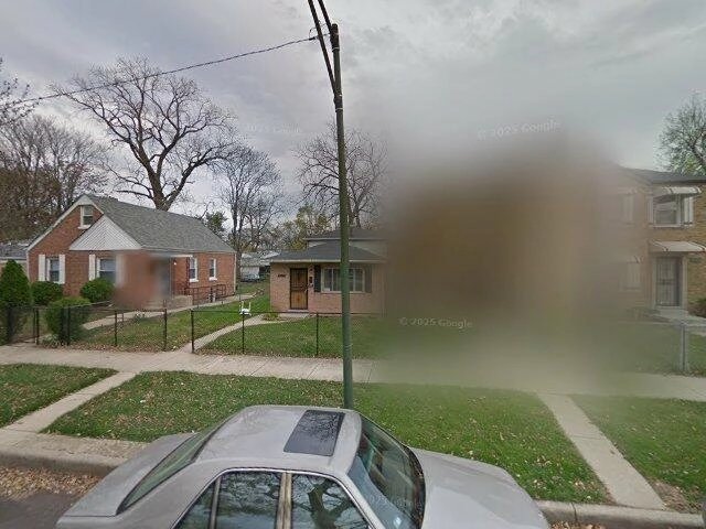 House image located at Chicago, IL 60643