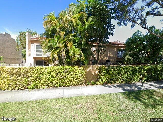 House image located at Miami, FL 33196