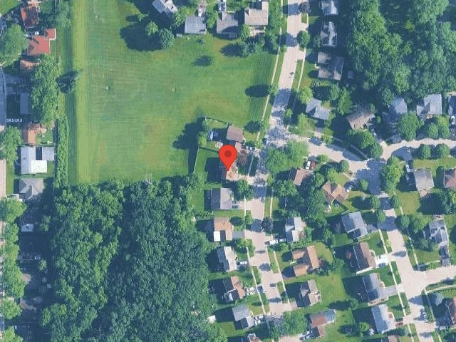 House image located at Carpentersville, IL 60110