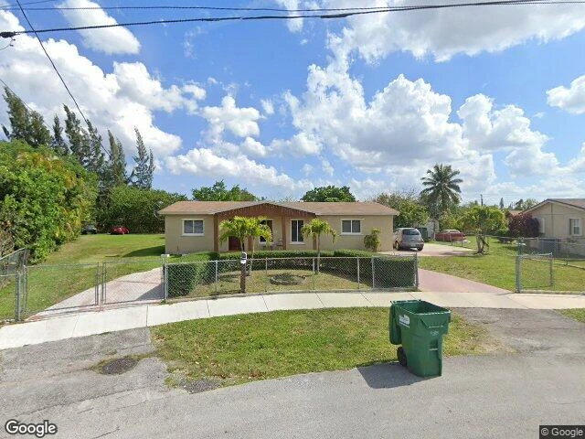 House image located at Miami, FL 33174