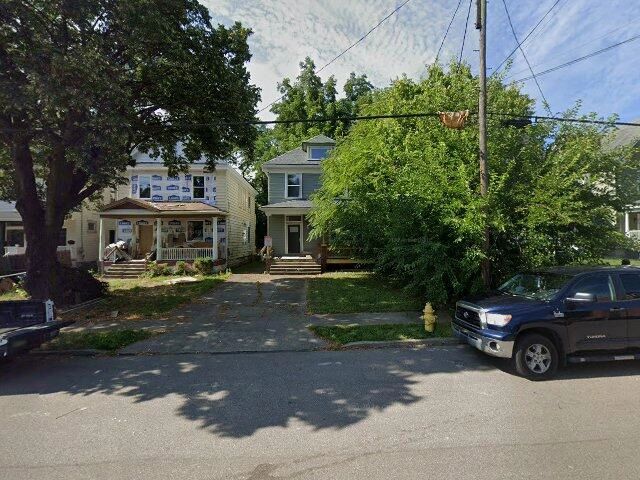 House image located at Cincinnati, OH 45207