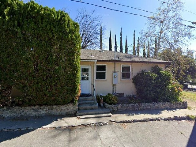 House image located at La Crescenta, CA 91214