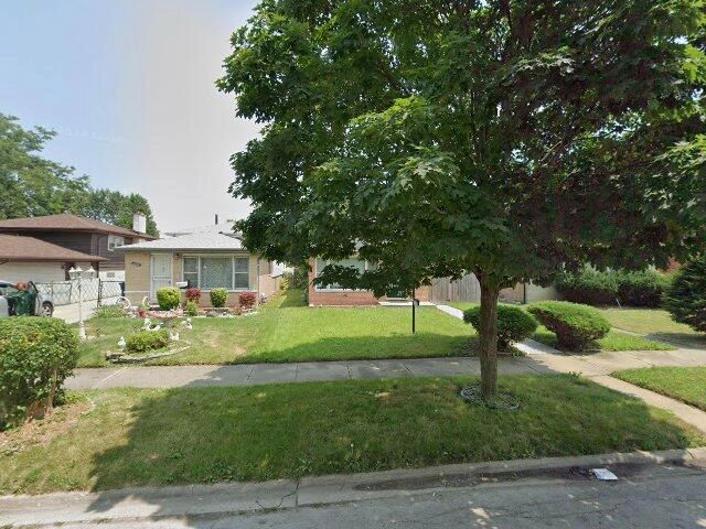 House image located at Harvey, IL 60426