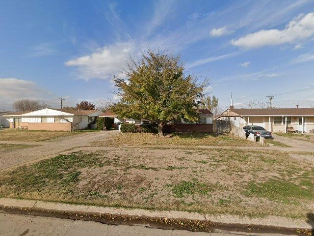 House image located at Roswell, NM 88203