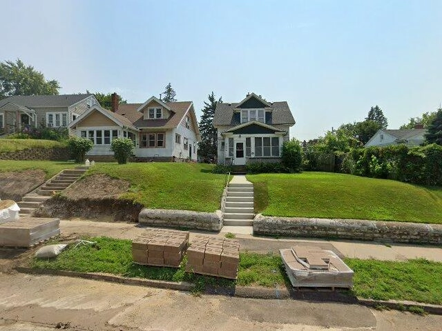 House image located at Saint Paul, MN 55106
