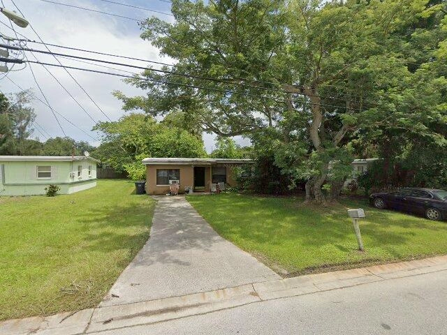 House image located at Tampa, FL 33619