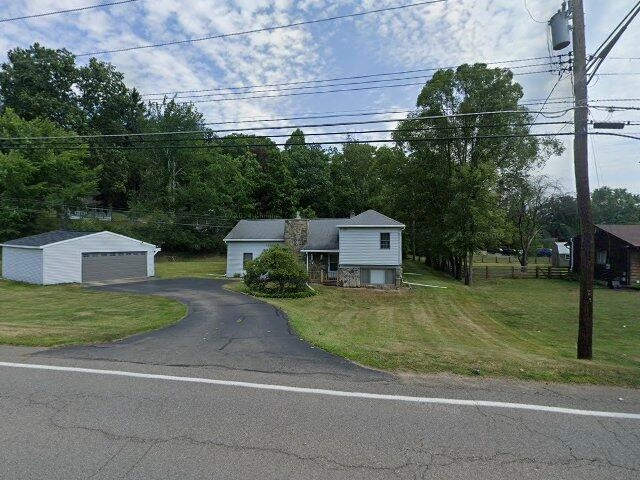 House image located at Sneads Ferry, NC 28460