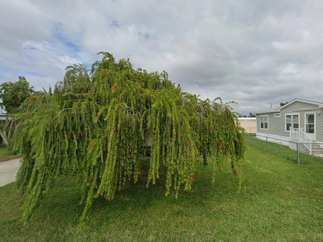 House image located at Bradenton, FL 34203