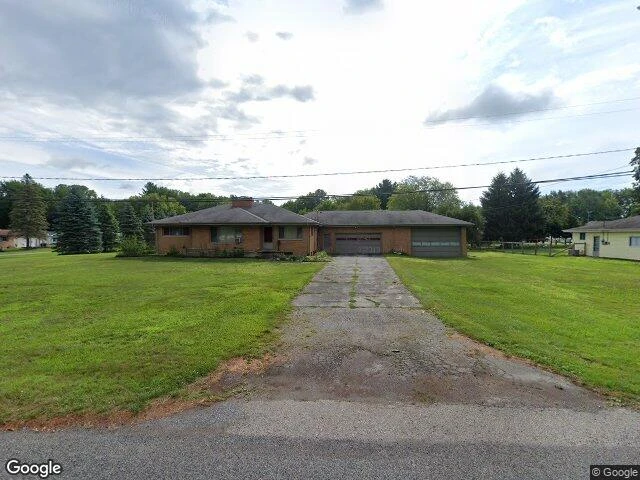 House image located at Bridgeport, MI 48722