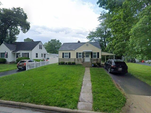 House image located at Columbus, OH 43214