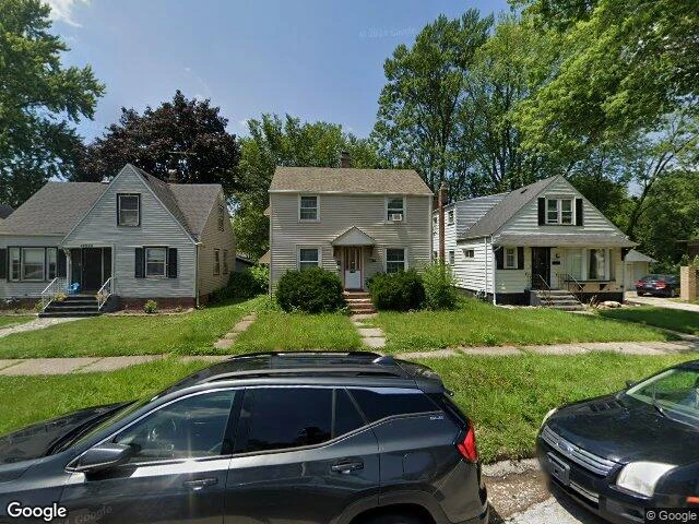 House image located at Dolton, IL 60419