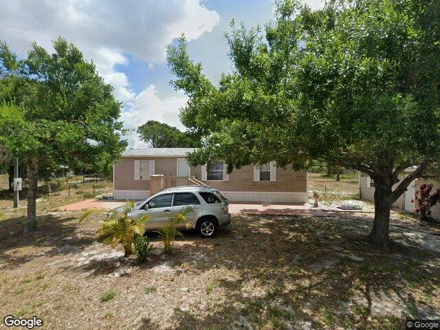 House image located at Sebring, FL 33875