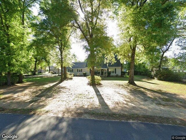 House image located at Marianna, FL 32446